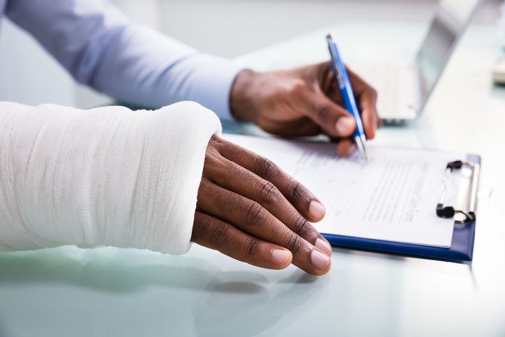 What’s the Difference between Personal Injury and Workers’ Compensation Claims?