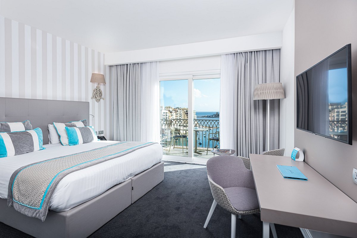Romantic Retreats: Unveiling Exquisite Hotel Rooms for Couples in Malta